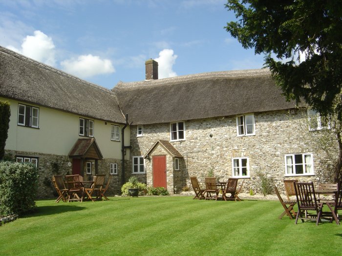 B & B accomodation http://www.reddoors.co.uk/